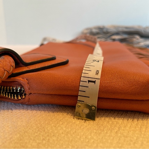 Calin Collection Wristlet.Beautiful Burnt Orange, Vegan Leather With Fringe. NWT - Picture 11 of 12
